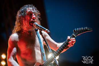 airbourne-3398
