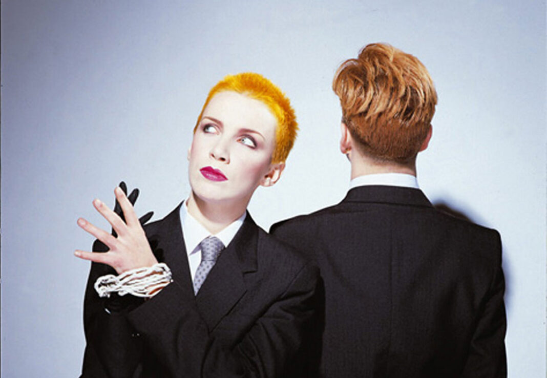 eurythmics-greatest-hits-750