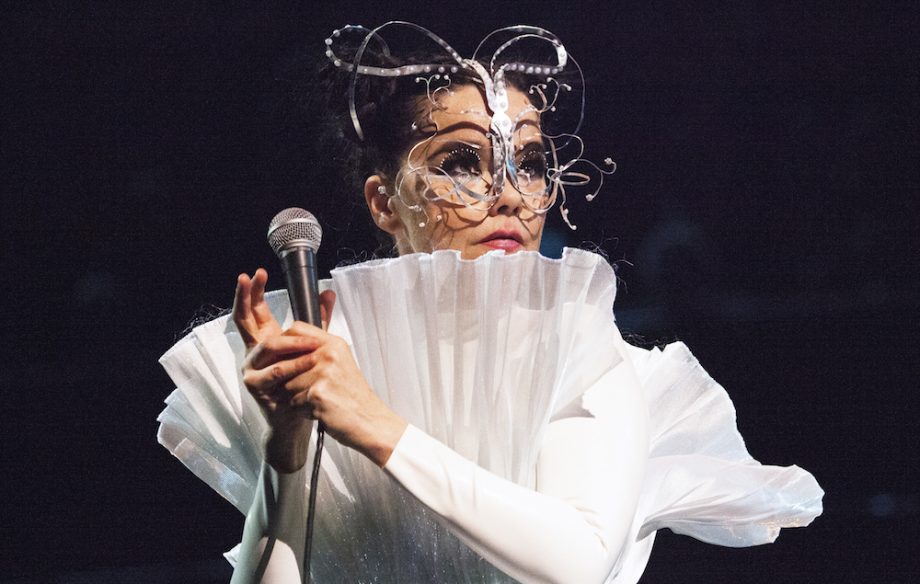 Björk сподели официално видео към “Fossora”, заглавната песен от новия си албум