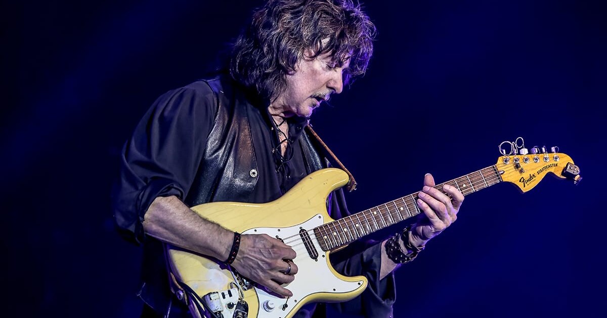Ritchie Blackmore се присъедини към Deep Purple за изпълнение на “Smoke On The Water”, вижте видео