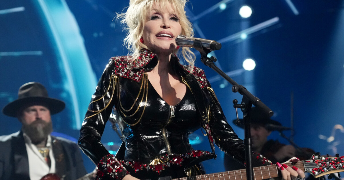 Кънтри иконата Dolly Parton почина на 80 години