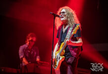 Слушайте още един нов сингъл на Glenn Hughes, “Into The Fade” Glenn Hughes @ Unak Stadium, 2023